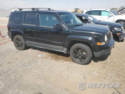 Czwarte zdjęcie samochodu z boku: 2013 JEEP PATRIOT LATITUDE VIN:1C4NJPFBXDD181420 - miniatura