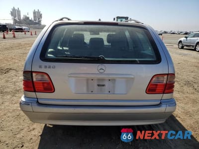 Zdjęcie 6 z 12 samochodu: 2001 MERCEDES-BENZ E 320 VIN:WDBJH65J01B276815 - miniatura