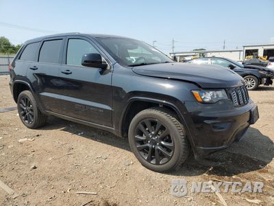 Czwarte zdjęcie samochodu z boku: 2019 JEEP GRAND CHEROKEE LAREDO VIN:1C4RJFAG1KC570173 - miniatura