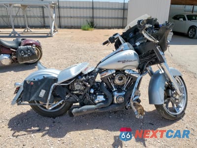 2014 HARLEY-DAVIDSON FLHX STREET GLIDE 1HD1KBM13EB601894 - główne zdjęcie licytacji z USA - miniatura