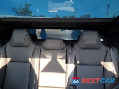 Zdjęcie 10 z 15 samochodu: 2024 TESLA CYBERTRUCK VIN:7G2CEHED9RA003657 - miniatura