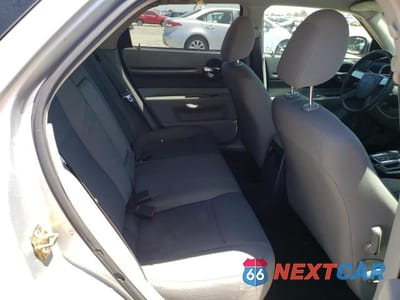 Zdjęcie 10 z 12 samochodu: 2006 DODGE MAGNUM VIN:2D4FV47V06H510604 - miniatura