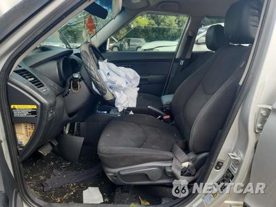Zdjęcie 7 z 12 samochodu: 2013 KIA SOUL VIN:KNDJT2A55D7549045 - miniatura
