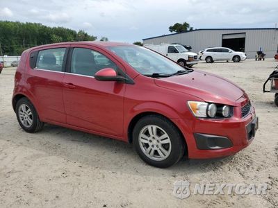 Czwarte zdjęcie samochodu z boku: 2016 CHEVROLET SONIC LT VIN:1G1JC6SH7G4122903 - miniatura