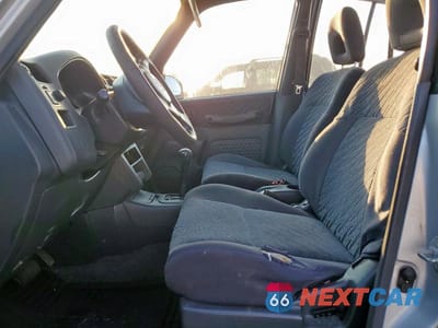 Zdjęcie 7 z 14 samochodu: 1998 TOYOTA RAV4 BASE VIN:JT3GP10V7W0031755 - miniatura