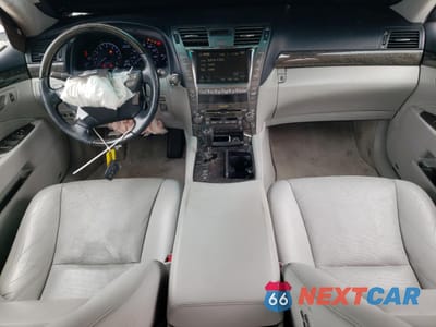 Zdjęcie 8 z 12 samochodu: 2008 LEXUS LS 460 VIN:JTHBL46F885073682 - miniatura
