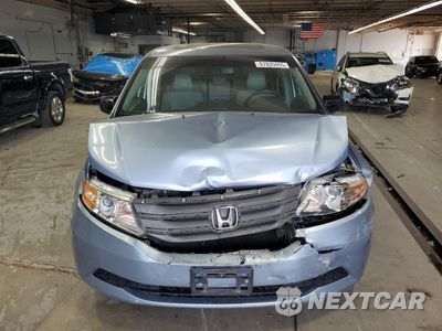 Piąte zdjęcie samochodu w środku: 2011 HONDA ODYSSEY EXL VIN:5FNRL5H60BB013288 - miniatura