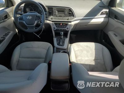 Zdjęcie 8 z 12 samochodu: 2017 HYUNDAI ELANTRA SE VIN:KMHD74LF6HU094969 - miniatura