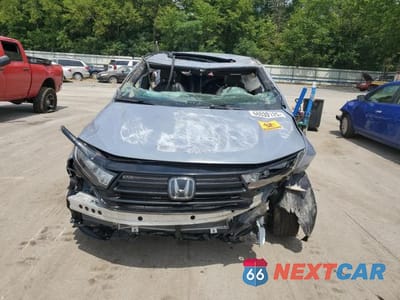 Piąte zdjęcie samochodu w środku: 2023 HONDA ODYSSEY SPORT VIN:5FNRL6H79PB053262 - miniatura