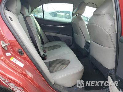 Zdjęcie 6 z 10 samochodu: 2019 TOYOTA CAMRY L VIN:4T1B11HK7KU210054 - miniatura