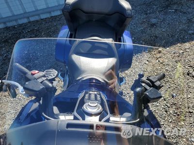 Piąte zdjęcie samochodu w środku: 2018 HONDA GL1800 VIN:JH2SC7904JK000656 - miniatura