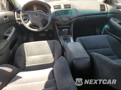 Zdjęcie 8 z 15 samochodu: 2003 HONDA ACCORD EX VIN:1HGCM56633A034413 - miniatura