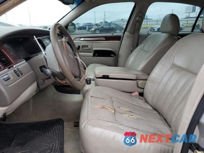 Zdjęcie 7 z 12 samochodu: 2005 LINCOLN TOWN CAR SIGNATURE VIN:1LNHM81W65Y650903 - miniatura