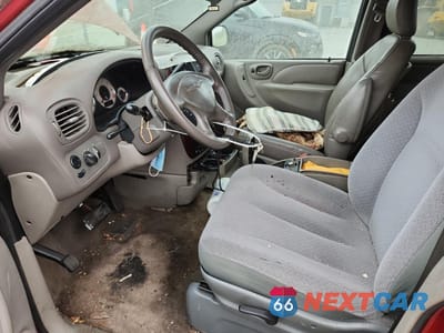 Zdjęcie 7 z 13 samochodu: 2002 CHRYSLER TOWN AND C VIN:2C8GP54LX2R785095 - miniatura