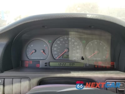 Zdjęcie 9 z 12 samochodu: 1998 VOLVO S70 GLT VIN:YV1LS5671W1471435 - miniatura