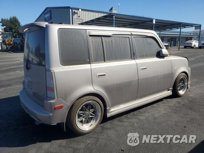 Trzecie zdjęcie samochodu z tyłu: 2006 TOYOTA SCION XB VIN:JTLKT334964043676 - miniatura