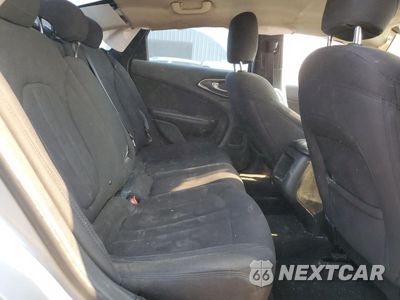 Zdjęcie 10 z 12 samochodu: 2015 CHRYSLER 200 LIMITED VIN:1C3CCCAB8FN602277 - miniatura