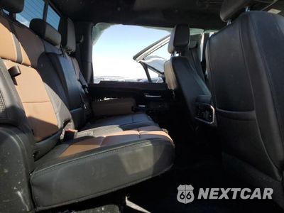 Zdjęcie 10 z 12 samochodu: 2021 CHEVROLET SILVERADO K3500 HIGH COUNTRY VIN:1GC4YVEY4MF217477 - miniatura