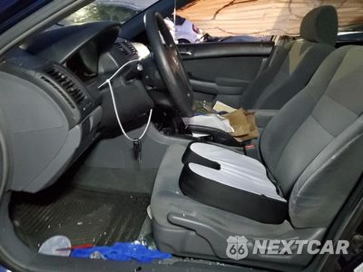 Zdjęcie 7 z 12 samochodu: 2006 HONDA ACCORD LX VIN:1HGCM56486A043160 - miniatura