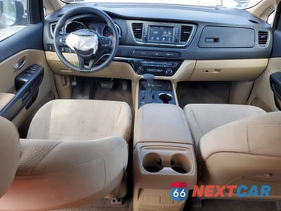Zdjęcie 8 z 13 samochodu: 2019 KIA SEDONA LX VIN:KNDMB5C16K6511936 - miniatura