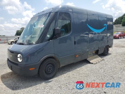 2023 RIVIAN EDV 700 7FCEHEB77PN007993 - główne zdjęcie licytacji z USA - miniatura