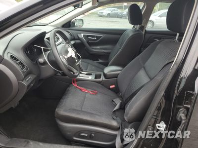 Zdjęcie 7 z 12 samochodu: 2016 NISSAN ALTIMA 2.5 VIN:1N4AL3AP5GC257078 - miniatura