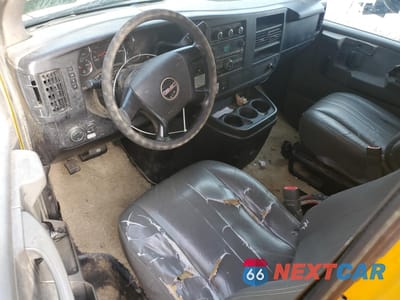 Zdjęcie 8 z 14 samochodu: 2011 GMC SAVANA CUTAWAY G3500 VIN:1GD374CG4B1901180 - miniatura