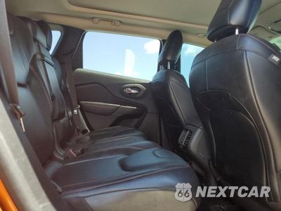 Zdjęcie 10 z 12 samochodu: 2014 JEEP CHEROKEE TRAILHAWK VIN:1C4PJMBS1EW246688 - miniatura