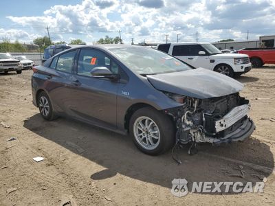 Czwarte zdjęcie samochodu z boku: 2017 TOYOTA PRIUS PRIME VIN:JTDKARFP6H3042357 - miniatura