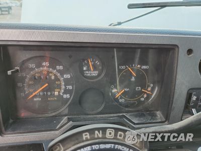 Zdjęcie 9 z 13 samochodu: 1993 CHEVROLET G20 VIN:1GCEG25H3PF340021 - miniatura