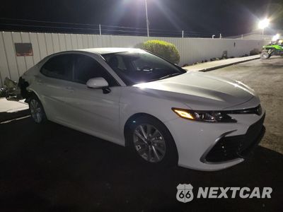 Czwarte zdjęcie samochodu z boku: 2024 TOYOTA CAMRY LE VIN:4T1C11AK0RU884085 - miniatura