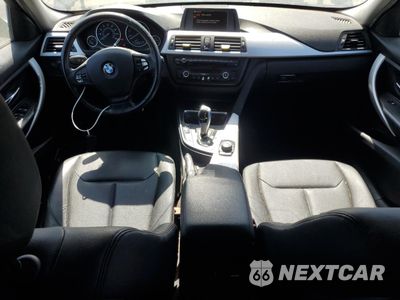 Zdjęcie 8 z 12 samochodu: 2013 BMW 328 I SULEV VIN:WBA3C1C58DF439240 - miniatura