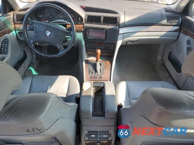 Zdjęcie 8 z 13 samochodu: 2000 BMW 740 IL VIN:WBAGH8342YDP17294 - miniatura