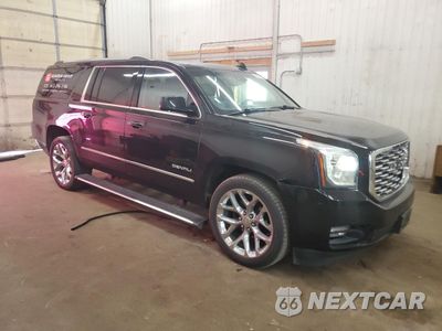 Czwarte zdjęcie samochodu z boku: 2019 GMC YUKON XL DENALI VIN:1GKS2HKJ5KR141639 - miniatura