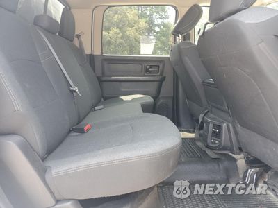 Zdjęcie 10 z 12 samochodu: 2020 RAM 2500 TRADESMAN VIN:3C6UR5HJ5LG276313 - miniatura