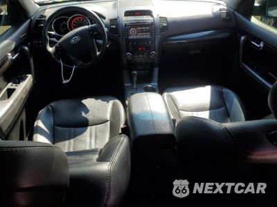 Zdjęcie 8 z 12 samochodu: 2013 KIA SORENTO SX VIN:5XYKWDA25DG359410 - miniatura