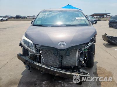 Piąte zdjęcie samochodu w środku: 2016 TOYOTA SIENNA XLE VIN:5TDYK3DC2GS763308 - miniatura