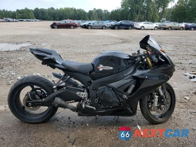 2013 SUZUKI GSX-R750 JS1GR7MA5D2102561 - główne zdjęcie licytacji z USA - miniatura