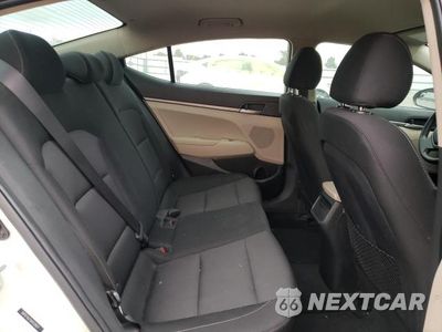 Zdjęcie 10 z 12 samochodu: 2017 HYUNDAI ELANTRA SE VIN:5NPD74LF5HH135817 - miniatura