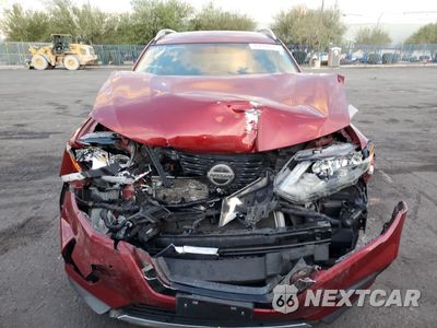 Piąte zdjęcie samochodu w środku: 2018 NISSAN ROGUE S VIN:5N1AT2MT3JC721162 - miniatura