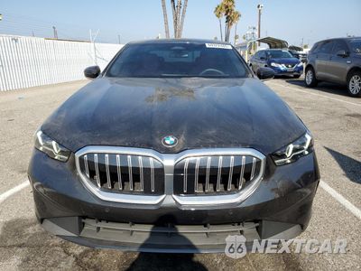 Piąte zdjęcie samochodu w środku: 2025 BMW 530 I VIN:WBA43FJ03SCT45595 - miniatura