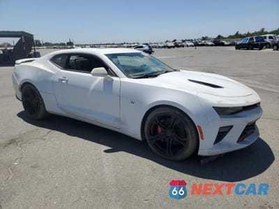 Czwarte zdjęcie samochodu z boku: 2018 CHEV CAMARO SS VIN:1G1FH1R74J0142693 - miniatura