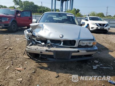 Piąte zdjęcie samochodu w środku: 2000 BMW 740 IL VIN:WBAGH8342YDP17294 - miniatura