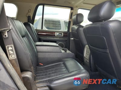 Zdjęcie 11 z 13 samochodu: 2003 LINCOLN NAVIGATOR VIN:5LMFU28RX3LJ05900 - miniatura