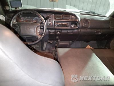 Zdjęcie 8 z 12 samochodu: 2001 DODGE RAM 2500 VIN:3B7KF23661G235552 - miniatura