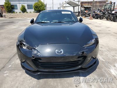 Piąte zdjęcie samochodu w środku: 2019 MAZDA MX-5 MIATA CLUB VIN:JM1NDAL76K0300489 - miniatura