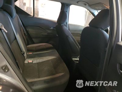 Zdjęcie 11 z 16 samochodu: 2018 NISSAN KICKS S VIN:3N1CP5CU3JL508703 - miniatura