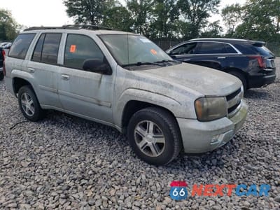 Czwarte zdjęcie samochodu z boku: 2007 CHEVROLET TRAILBLAZER LS VIN:1GNDT13S472155491 - miniatura