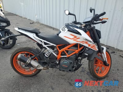2018 KTM 390 DUKE MD2JPJ405JC253289 - główne zdjęcie licytacji z USA - miniatura