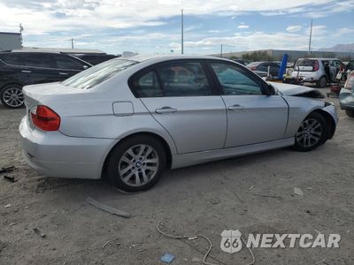 Trzecie zdjęcie samochodu z tyłu: 2006 BMW 325 I VIN:WBAVB13576PT11189 - miniatura